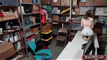 Oficial folla el coño mojado de Alinas tan profundo XVIDEOS