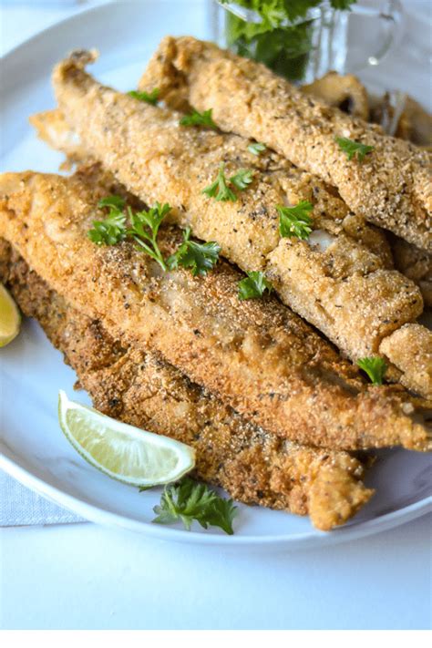 Pan Fried Whiting Fish Recipe - Savory Thoughts
