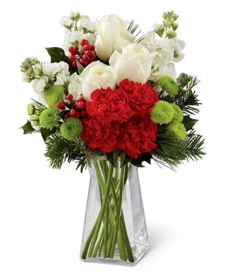 Classic Christmas Rose Bouquet at Send Flowers