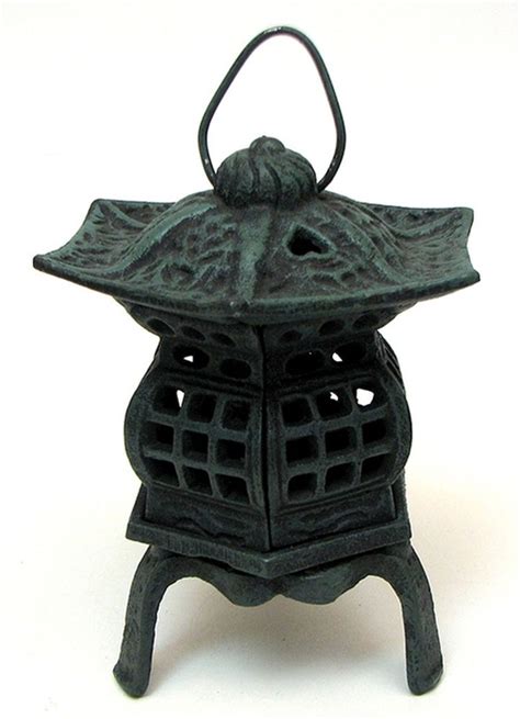 Cast Iron Asian Tea Garden Footed Pagoda Lantern Traditional Bronze