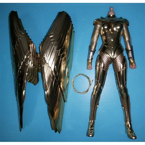 HOT TOYS MMS577 神力女超人1984 神力女超人 單售 黃金飛翼身體組 mms578 蝦皮購物
