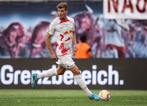 Borussia Mönchengladbach in active talks for RB Leipzig s Alexander