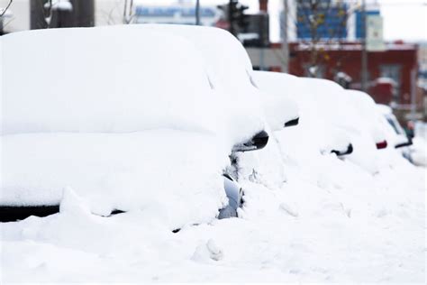 Parts of New York dig out after potentially ‘historic’ snowfall | amNewYork