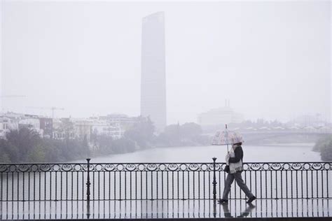 Viento Olas Lluvia Y Nieve Ponen Hoy En Aviso A Casi Toda Espa A En