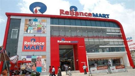 Reliance Retail Q2 Pre Tax Profit Up 51 2 At Rs 4 404 Crore Revenue