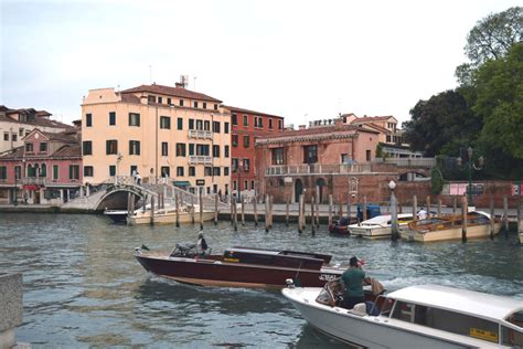 Les Canaux De Venise Un Voyage Travers L Histoire Et La Beaut