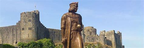 Henry VII Pembroke birthplace statue placed | Autodromo