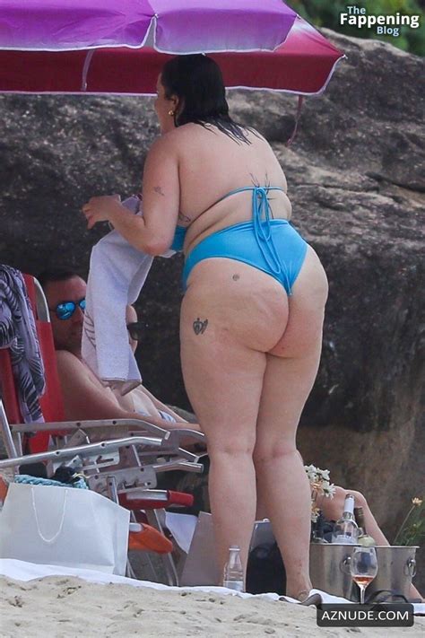 Barbie Ferreira Sexy Flaunts Her Hot Curves On The Beach In Rio Aznude