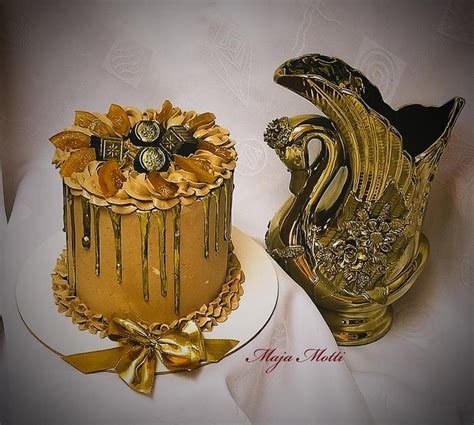 Golden Cake Decorated Cake By Maja Motti Cakesdecor