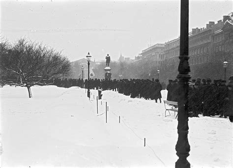 A gathering around the statue of Runeberg in Esplanadi Park | Helsinki, Outdoor, Park