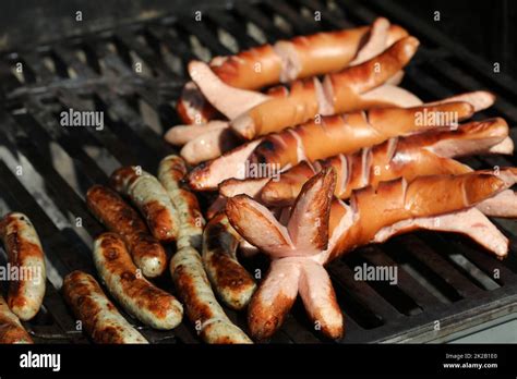 Barbecue With German Bratwurst Stock Photo Alamy