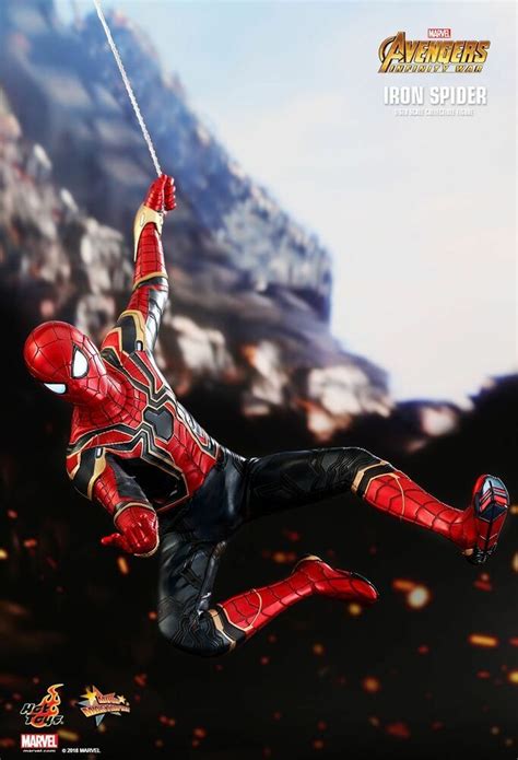 A Hot Toys Marvel Avengers Infinity War Mms Iron Spider Man