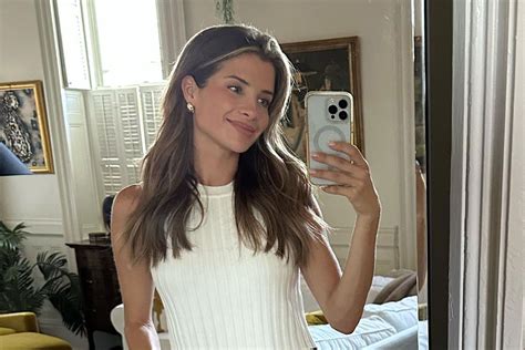 Naomie Olindo S House Has A Stunning Living Room Photo The Daily Dish