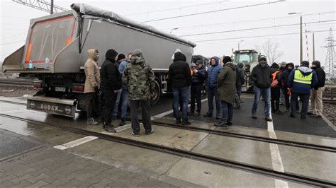 Prezes PKP PLK 62 mln zł roszczeń podwykonawców Astaldi do analizy