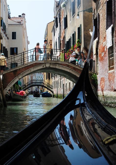 Shower Wisdom: Venice -a City of Canals and Bridges