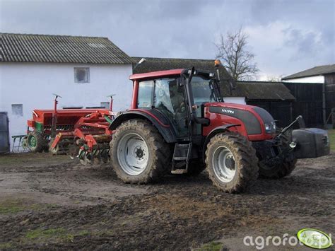 Obraz Ciagnik Valtra N Ares Tl Poznaniak T Id Galeria