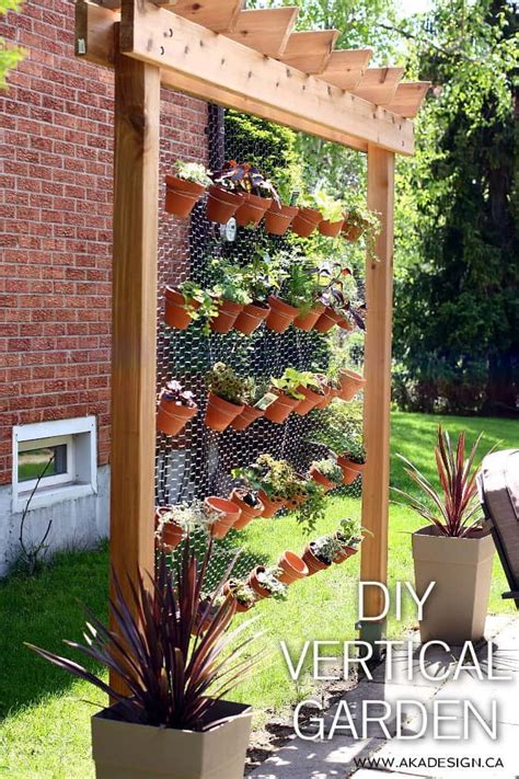 How To Build Your Own Diy Vertical Garden Wall