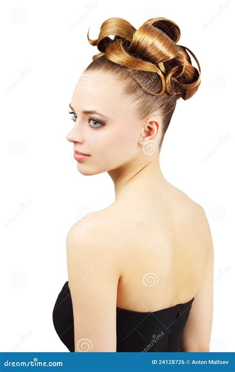 Meisje Met Creatief Kapsel Vrij Blonde Model Stock Foto Image of geïsoleerd dame 24128726