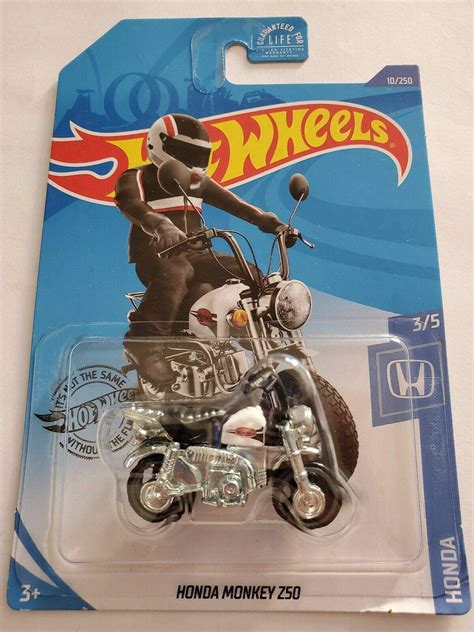 Amazon Hot Wheels 2020 Honda Monkey Z50 White 10 250 Toys Games