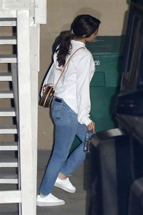 Selena Gomez and Justin Bieber Candids - Beverly Hills 01/31/2018 ...