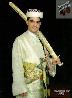 Arts and Culture in Yemen: Traditional clothing in Yemen