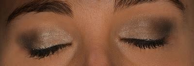 Marine Magpie Maquillage Du Jour Naked