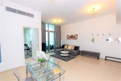 Gorgeous 1 bed with Balcony - Beach walk distance, Dubai (updated ...