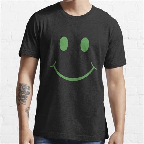 Superfan Ringside Smiley Green Guy Wwe T Shirt For Sale By Yubamann