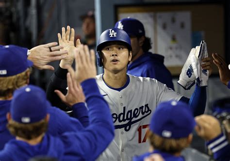 Shohei Ohtani Home Run Ball Controversy Dodgers Extend Peace Invitation To Fan Who Caught