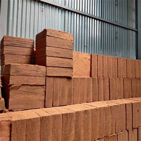 Organic Coco Peat Bricks At Best Price In Ahmedabad Keisha Greens Pvt