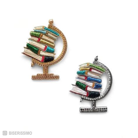 Брошь "Глобус книголюба" | Handmade beaded jewelry, Beaded jewelry ...