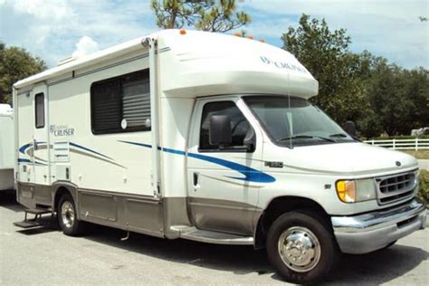 2002 Gulf Stream B Touring Cruiser Motor Home Class A Rental In