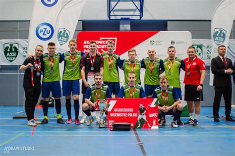 Futsali Ci Puss Pi A Akademickimi Wicemistrzami Polski Pi A Radio Eska