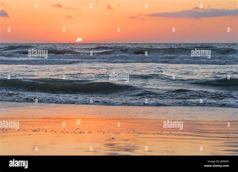 Beautiful Beach Colour Hi Res Stock Photography And Images Alamy