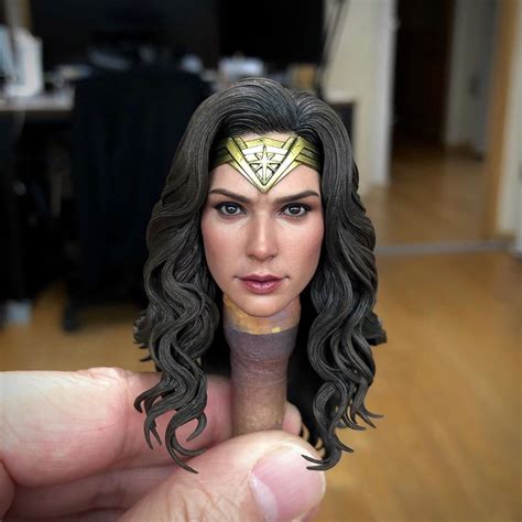 Hot Toys 神奇女俠1984 神奇女俠 特別版 實物樣辦登場 Toys Zone D 玩具兄弟 Figures Price List Reviews