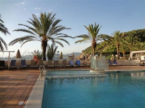 Pool Mit Meer Und Bergbl El Somni Ibiza Dream Hotel By Grupotel Cala De Sant Vicent