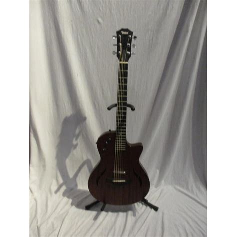 Used Taylor T5Z Classic Acoustic Electric Guitar Mahogany | Musician's Friend