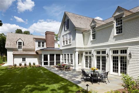 Colonial Farmhouse - Traditional - Exterior - Minneapolis - by Murphy ...