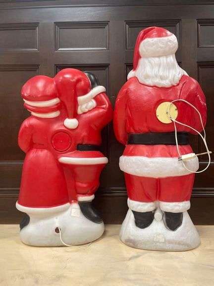 Group Of 2 Santa Claus Blow Mold Christmas Yard Decorations Matthew