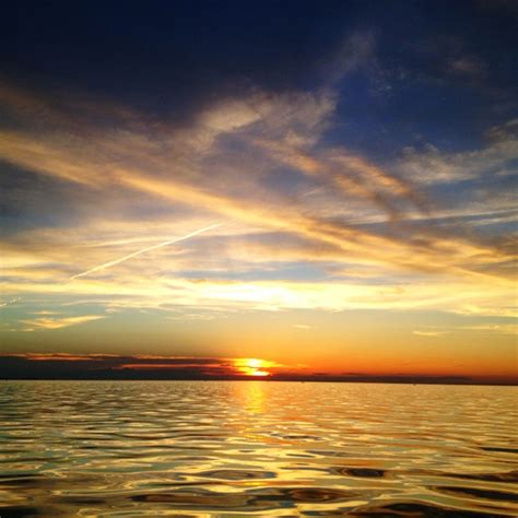 Sunsetting Over Lake Mille Lacs Travel Usa Lake Sunset Places To Go