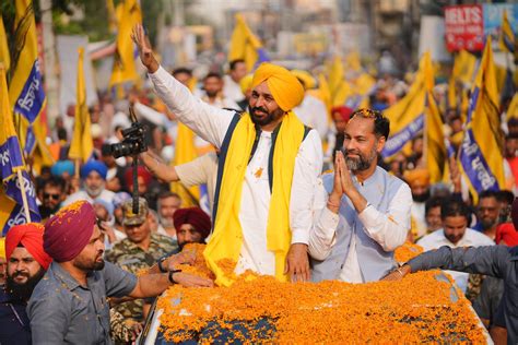 मुख्यमंत्री भगवंत मान ने जालंधर से आप उम्मीदवार पवन कुमार टीनू के लिए