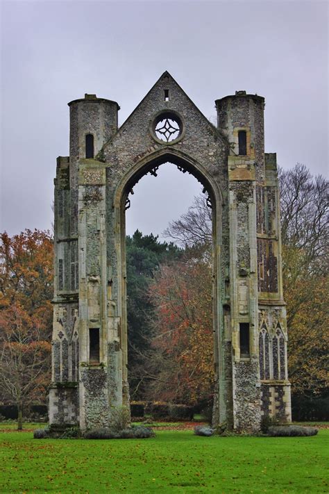 The Roman Anglican: Shrine of Our Lady of Walsingham