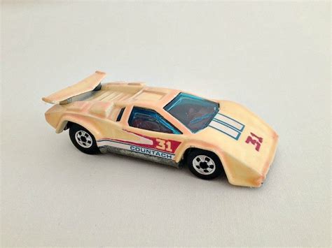Vintage Hot Wheels Lamborghini Countach Color Racer Toy Car