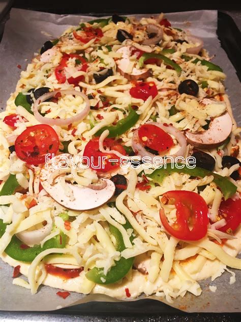 Flavour Essence Homemade Chicken Tikka Pizza