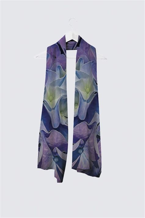 Happy Hydrangea Vivienne Scarf In Knit Chiffon Le Galeriste Wearable