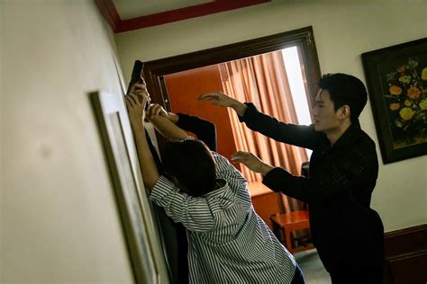 พาเวล นเรศ พห กฤตน จบมอกนบสนน ใน PIT BABE THE SERIES EP