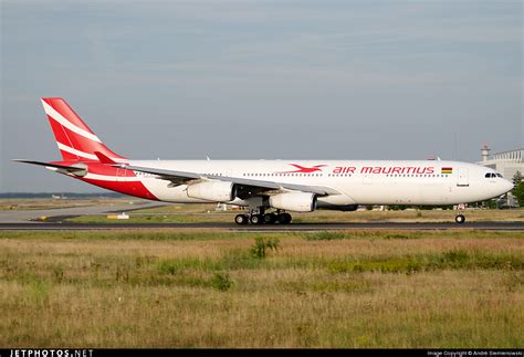 3B NAU Airbus A340 312 Air Mauritius André Siemienowski JetPhotos