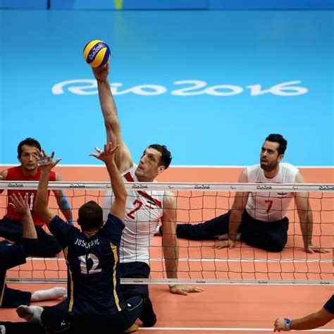 Conheça o iraniano Morteza Mehrzad o gigante de 2 46m do vôlei sentado