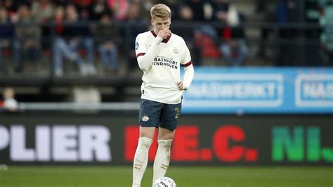 PSV Zonder Veelbesproken Jerdy Schouten In Uitwedstrijd Tegen Excelsior