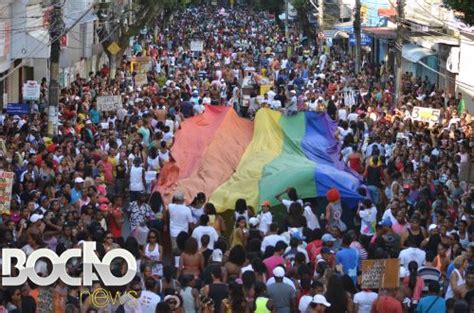 Daniela Mercury será madrinha da 12ª Parada Gay de Salvador